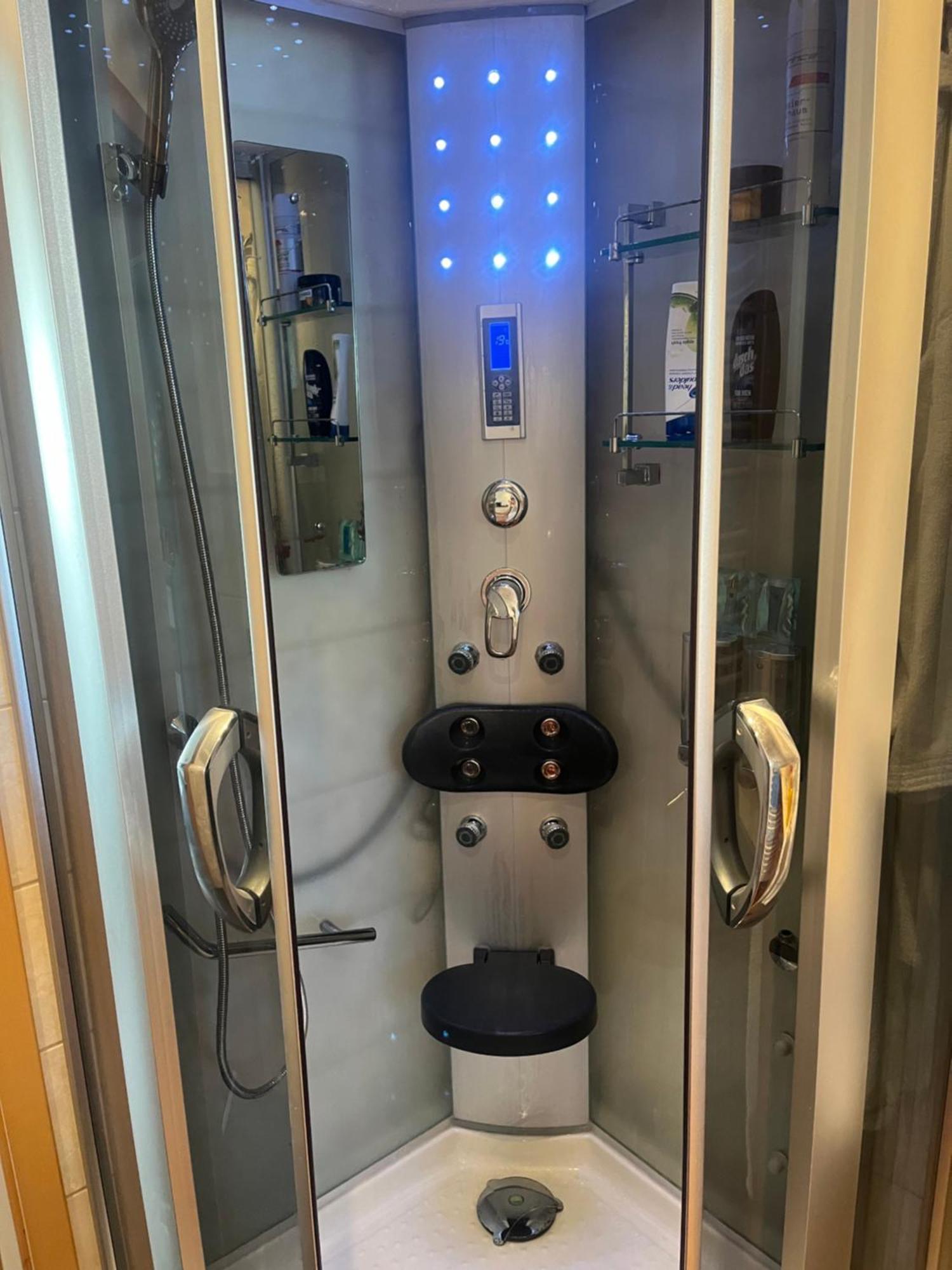 Gaestezimmer In Ratingen Bei Duesseldorf Mit Einem Hauch Luxus Exterior foto
